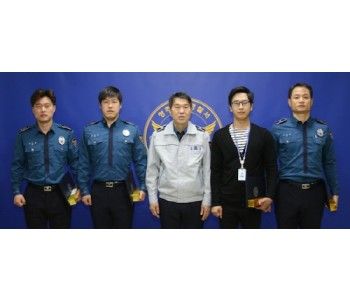 크기변환500_2049784460_rBPEV60g_d58352ad682d9f660fe98f41f1ee8458494a7261.jpg